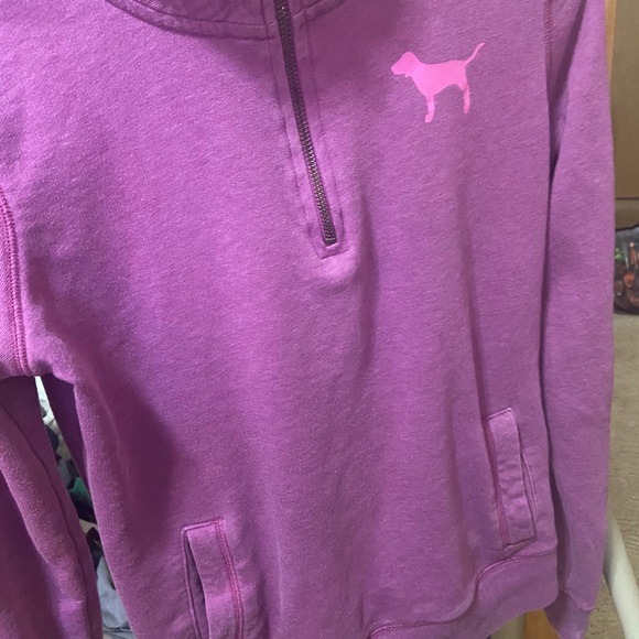 Victoria Secrect PINK Women’s Sweatshirt - Picture 2 of 3